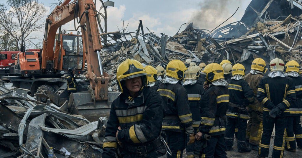 Enquanto a Rússia intensifica os ataques aos portos de grãos, os EUA alertam para um possível estratagema