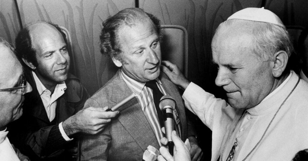 Henry Kamm, jornalista do New York Times vencedor do Pulitzer, morre aos 98 anos