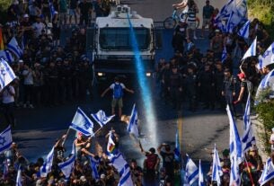 Manifestantes de Israel prometem continuar lutando contra projeto de lei judicial