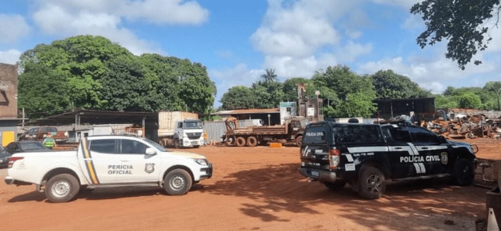 OPERAÇÃO OFF LINE DA POLÍCIA CIVIL APREENDE CERCA DE 20 TONELADAS ESTRUTURAS METÁLICAS E CABOS DE COBRE FURTADOS NA GRANDE ILHA