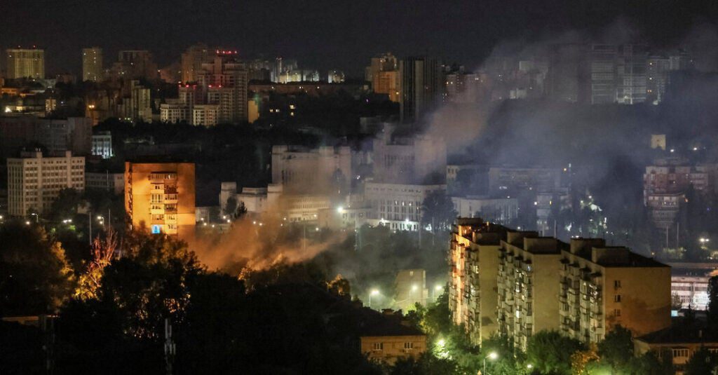 Rússia lança drones em Kiev, deixando uma pessoa morta