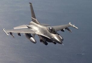 Treinamento de pilotos de caça F-16 da Ucrânia começará em breve na Romênia