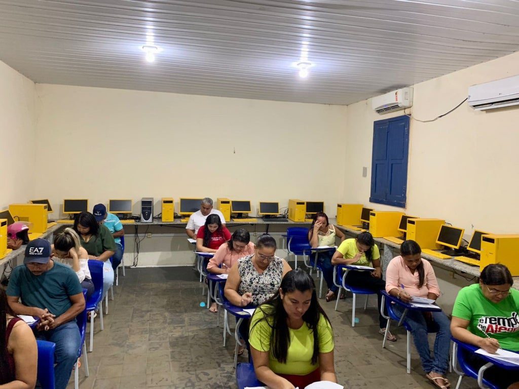 Candidatos ao Conselho Tutelar fazem prova sobre Estatuto da Criança e do Adolescente em São Francisco do MA