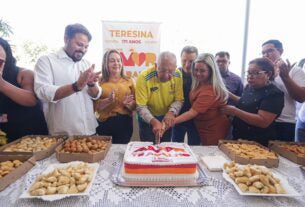 Dr. Pessoa entrega reforma e ampliação da Praça de Alimentação do Shopping da Cidade