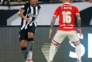 Botafogo recebe o Inter na abertura da 19ª rodada do Brasileiro