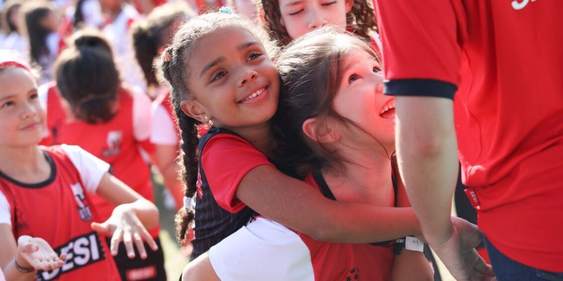 Ministério e Sesi vão incentivar escolas de futebol feminino em SP