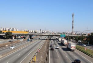 PAC prevê mais de 300 obras em rodovias e ferrovias 