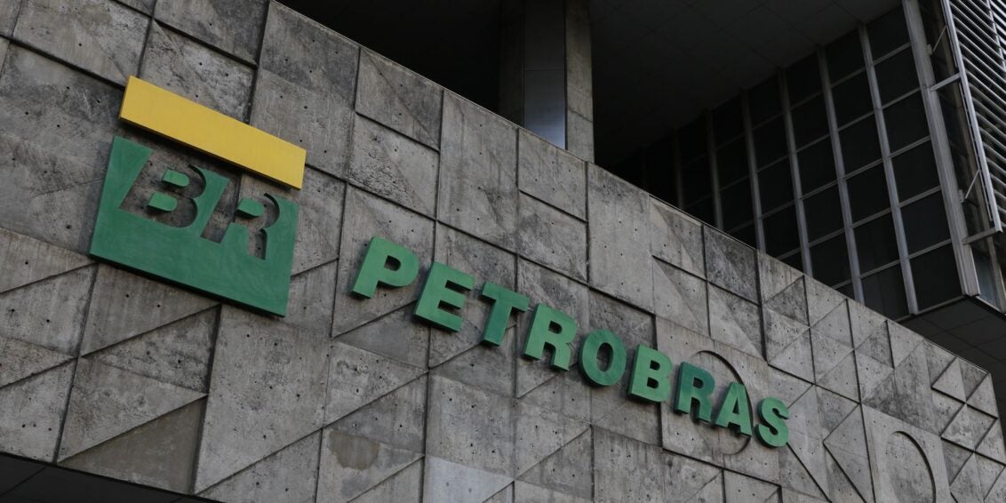 Petrobras chamará 2.710 aprovados em concursos