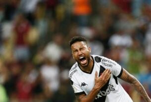 Brasileiro: Vasco derrota América-MG para sair da zona do rebaixamento