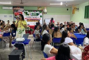 Vigilância Sanitária capacita manipuladores de alimentos das escolas estaduais