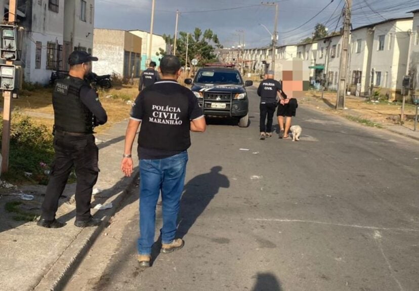 SIMULTANEAMENTE :POLÍCIA CIVIL DEFLAGRA DUAS OPERAÇÕES DE REPRESSÃO AO TRÁFICO DE DROGAS E ROUBO A RESIDÊNCIAS NA REGIÃO METROPOLITANA; CINCO PESSOAS FORAM PRESAS