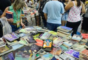 Hoje é Dia: semana de Finados tem Dia Nacional do Livro e da Poesia