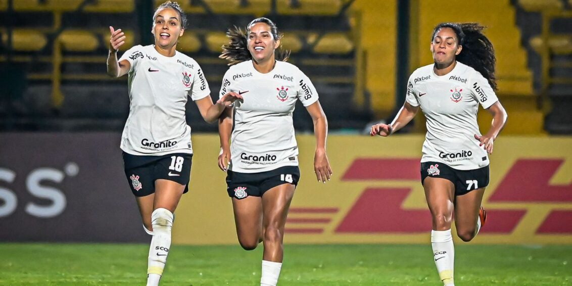 Millene leva Corinthians à vitória na Libertadores feminina