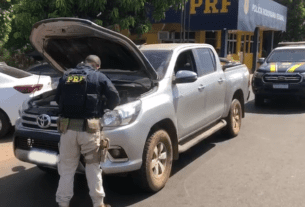 Veículo roubado é recuperado pela PRF em Teresina