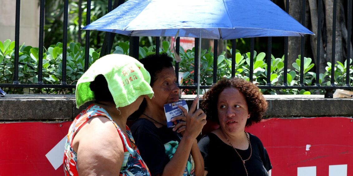 Ausência de nuvens fortalece onda de calor; Entenda