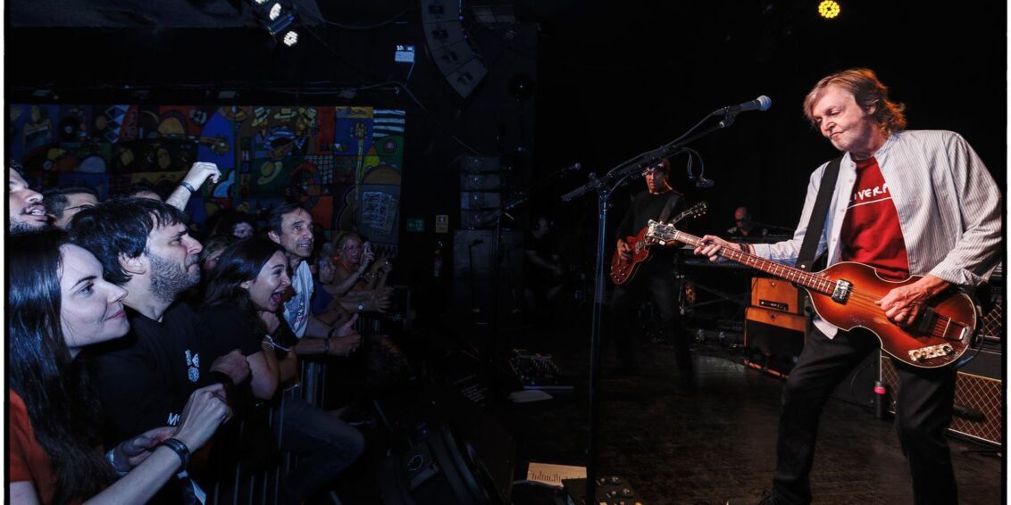 Paul McCartney transforma Clube do Choro, em Brasília, no Cavern Club