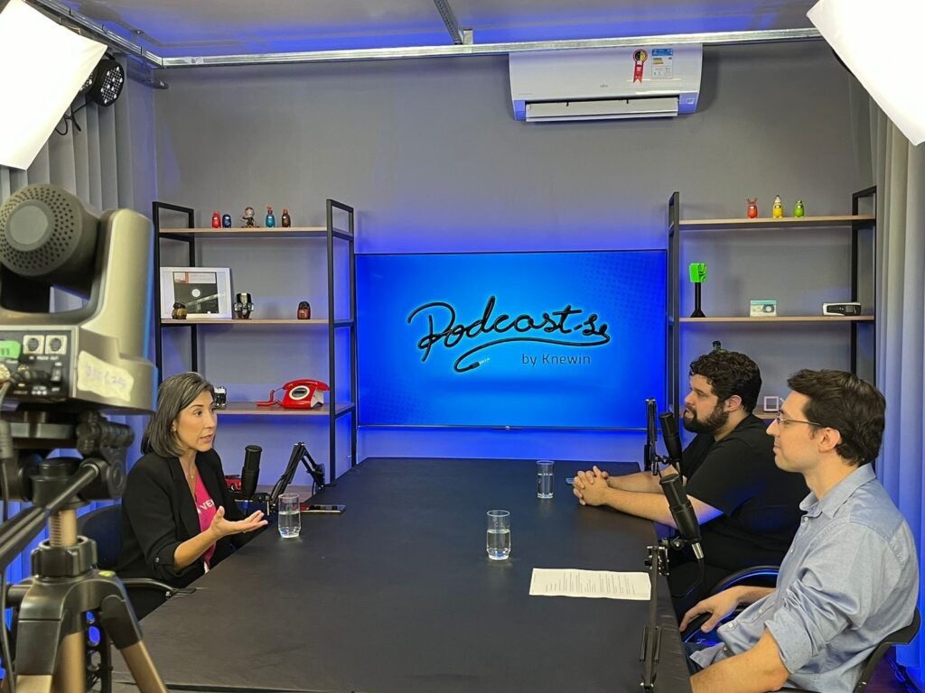 Novo episódio de Podcast-se entrevista Carol Silvestre