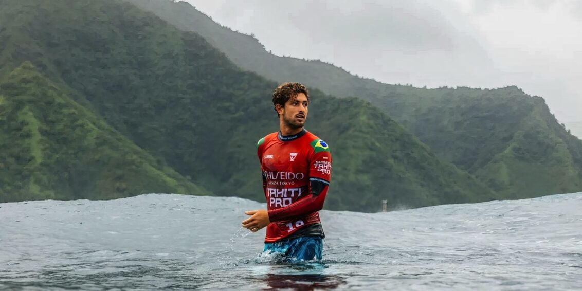 João Chianca está bem após acidente na praia de Pipeline