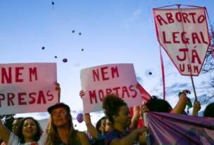 Lei obriga mulher a ver imagem de feto antes de aborto legal em Maceió