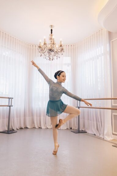 Jovem bailarina carioca completa um ano na Escola Bolshoi