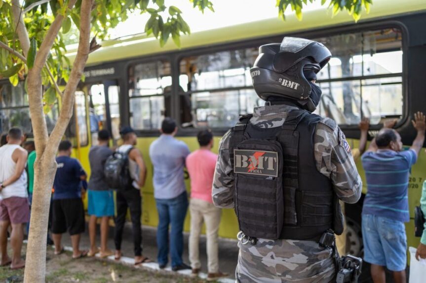 Operação Catraca amplia abordagens na Grande Ilha com reforço de policiamento especializado