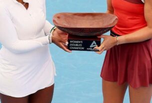 Bia Haddad é campeã de duplas do WTA 500 de Adelaide, na Austrália