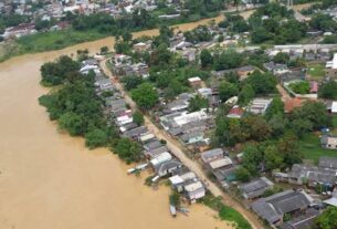 Após 17 dias subindo, Rio Acre está abaixo da cota de transbordo