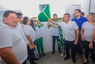 Rafael Fonteles inaugura a reforma da 7ª Gerência Regional de Educação em Valença do Piauí