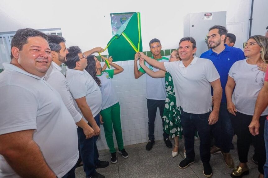 Rafael Fonteles inaugura a reforma da 7ª Gerência Regional de Educação em Valença do Piauí