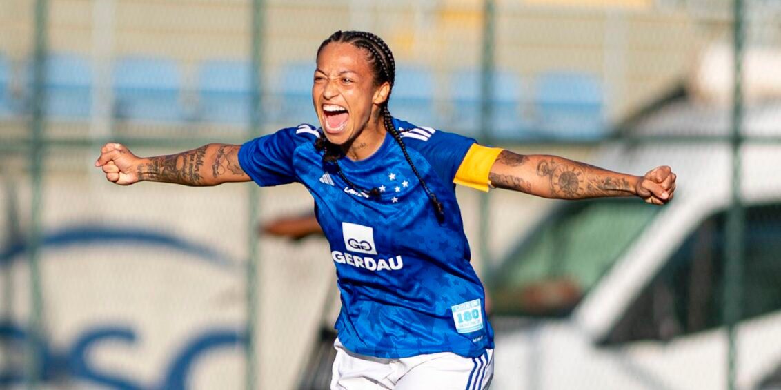 Byanca Brasil comanda goleada do Cruzeiro sobre o Atlético-MG