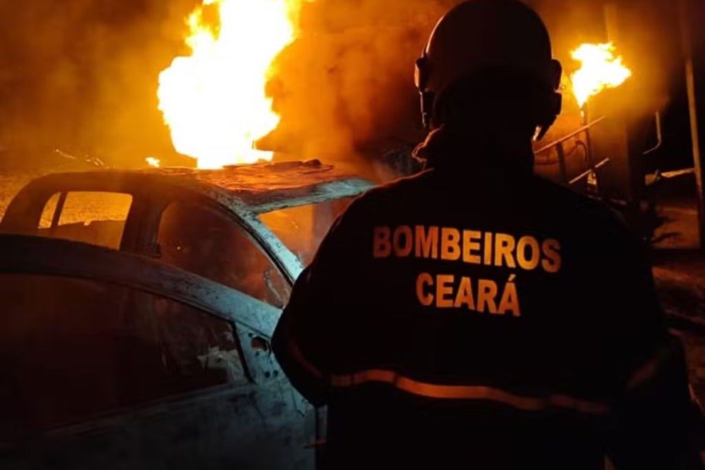 Explosão em rodovia de Fortaleza deixa dois mortos