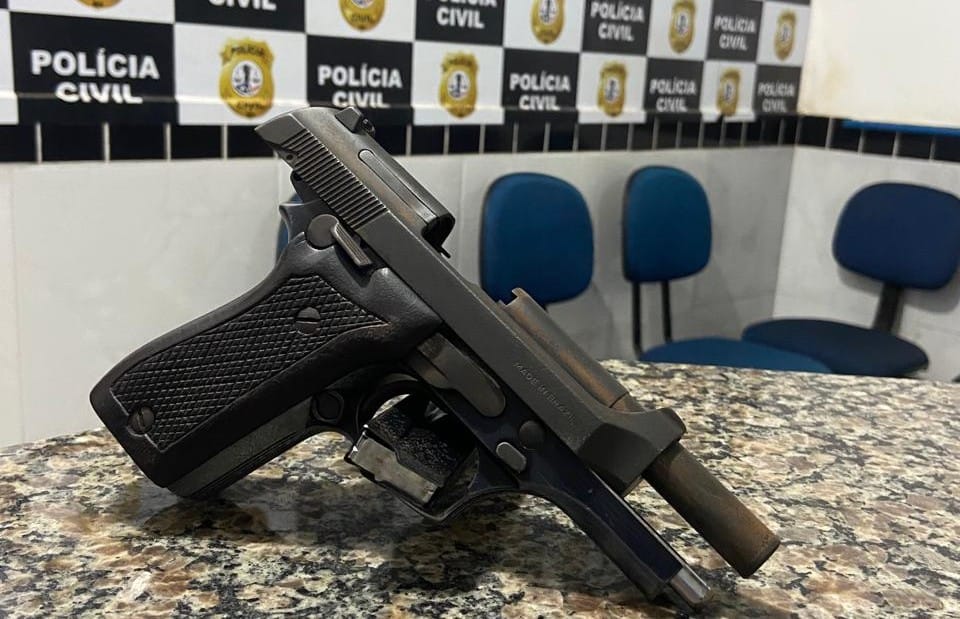 DOIS HOMENS SÃO PRESOS POR PORTE ILEGAL DE ARMA DE FOGO EM BURITICUPU