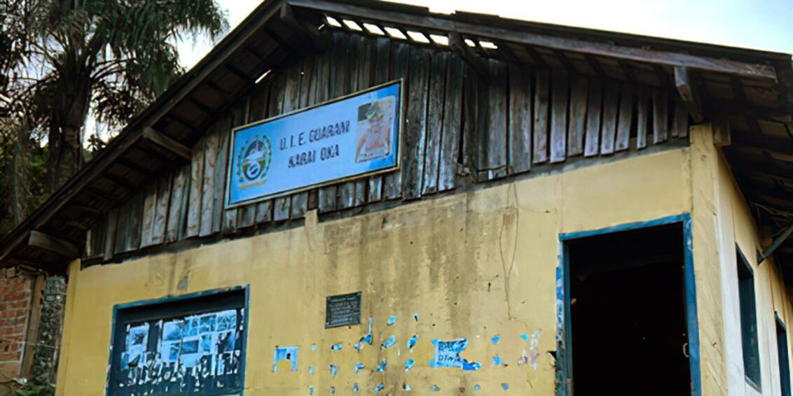 Escolas de aldeias Guarani de Angra e Paraty estão sem professores