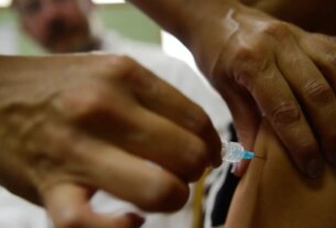 HPV: quem tem uma dose está plenamente vacinado, diz ministério