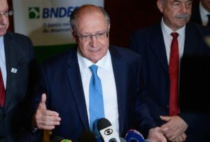 Não pode ter muito penduricalho, diz Alckmin sobre reforma tributária