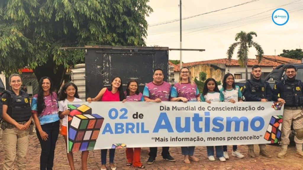 PRF realiza comando educativo sobre Abril Azul em cidades do PI