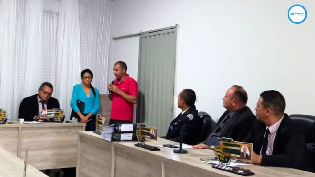 padre edilson participa de sessão em pajeú do piauí e anuncia campanha para construção do salão paroquial