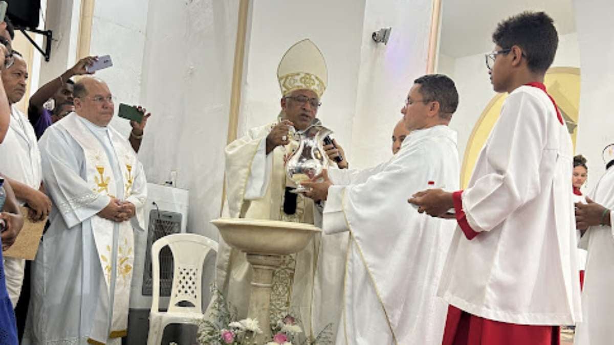 Padre Antonio Carlos é recebido em Amarante com Mi