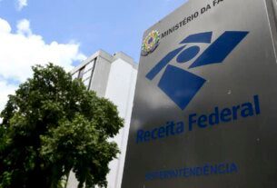 Receita Federal doará roupas apreendidas a vítimas de enchentes no RS