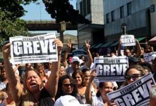 Servidores de hospitais federais pedem reajuste salarial em ato no Rio