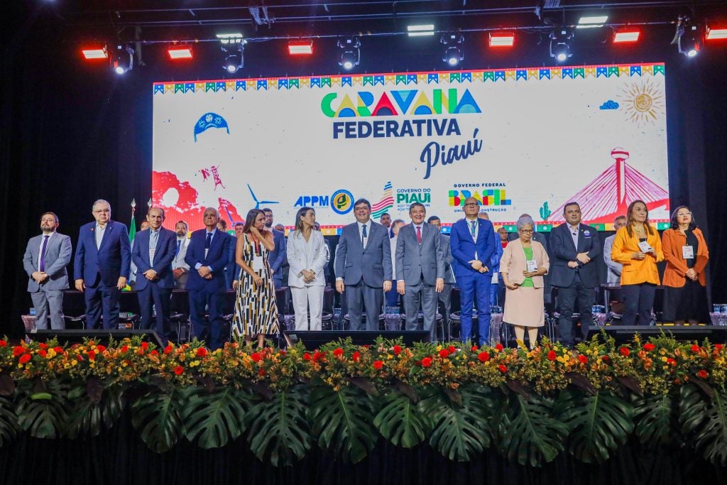 Caravana reforça pacto federativo e acesso a serviços públicos federais