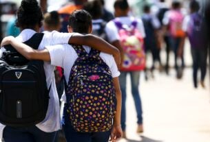 Brasil discute estratégias para melhorar educação para a adolescência