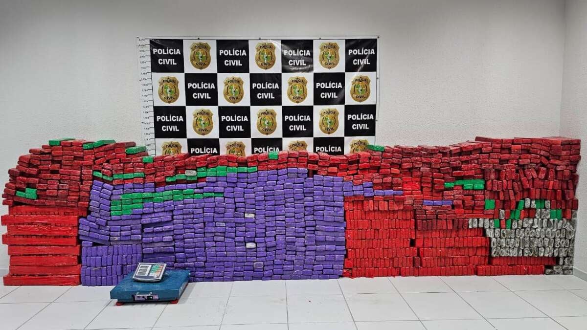 Com informações da Coin/SSPDS, Polícia Civil apreende 1,240 tonelada de maconha em Aquiraz