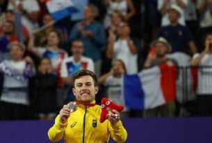 Paris 2024: Vitor Tavares é bronze na classe simples SH6 do badminton