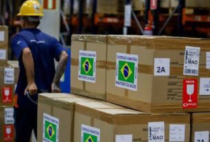 Governo envia kits para cidades do Amazonas que enfrentam seca severa