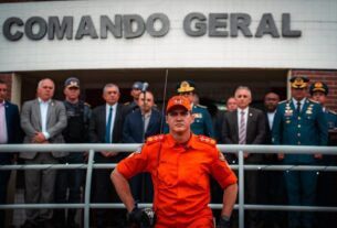 DELEGADO-GERAL MANOEL ALMEIDA NETO PARTICIPA DE SOLENIDADE DE ANIVERSÁRIO DE 121 ANOS DO CORPO DE BOMBEIROS MILITAR DO MARANHÃO