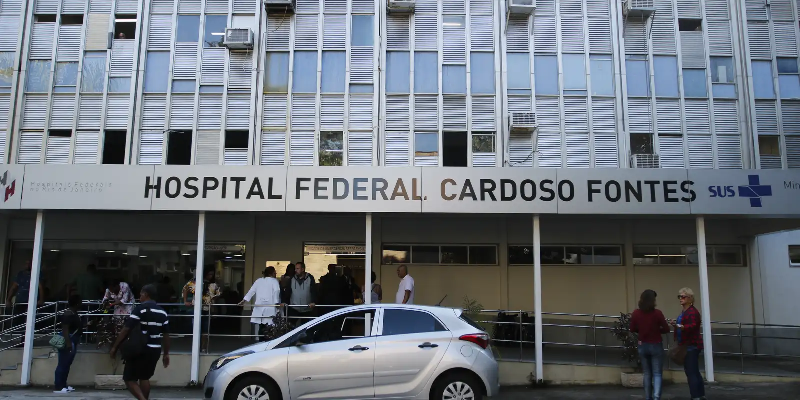 Hospitais federais do Andaraí e Cardoso Fontes vão reabrir emergência