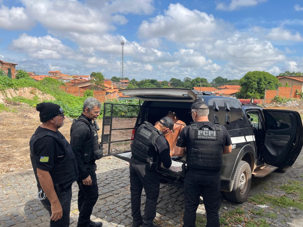 Polícia Civil prende foragido por roubos ocorridos em Teresina