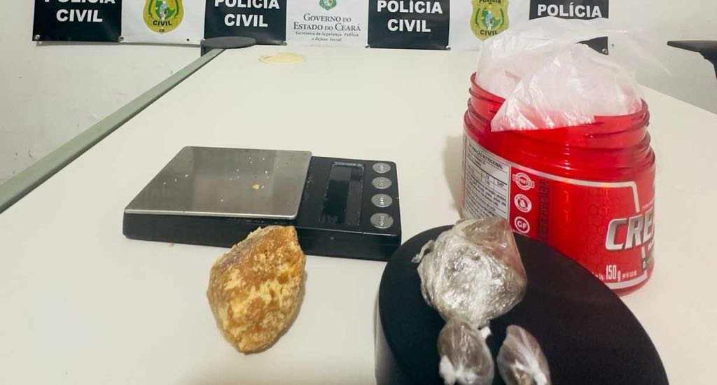 Após denúncia, suspeito de integrar grupo criminoso é preso pela PCCE com drogas em Maranguape