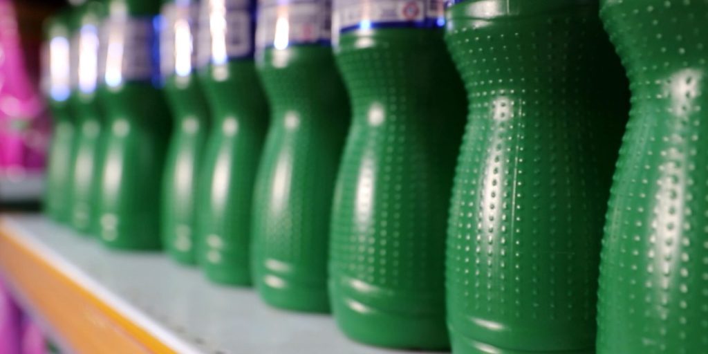 Caminhos da Reportagem mostra impacto dos microplásticos na saúde